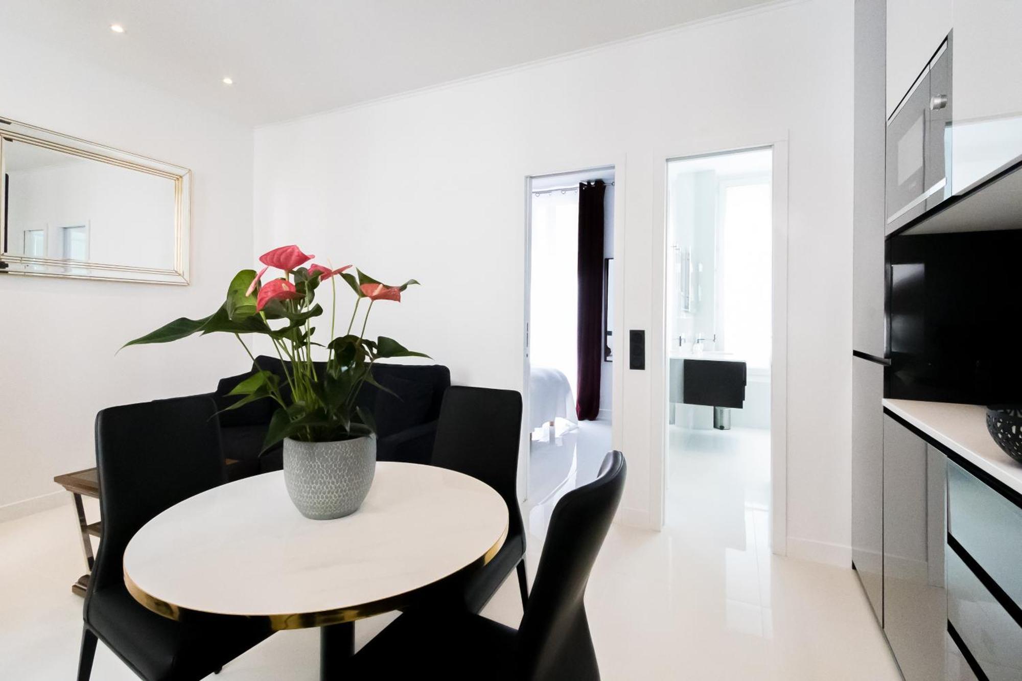 Luxury Apartment Les Champs-Elysees Paris Bagian luar foto